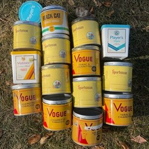 Lot of vintage tobacco tins